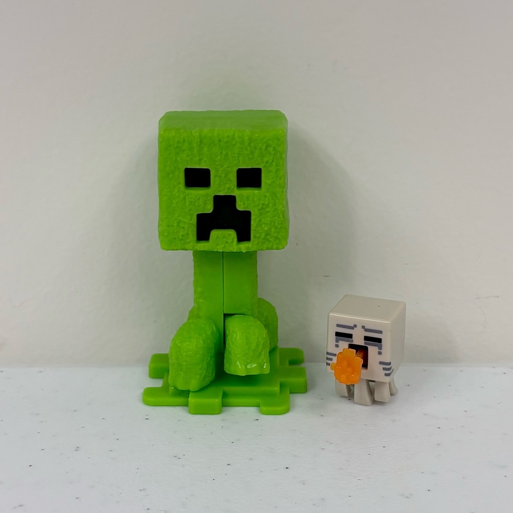Minecraft Attacking Ghast Fireball Mini Mojang 1" And 3” Creeper Lot
